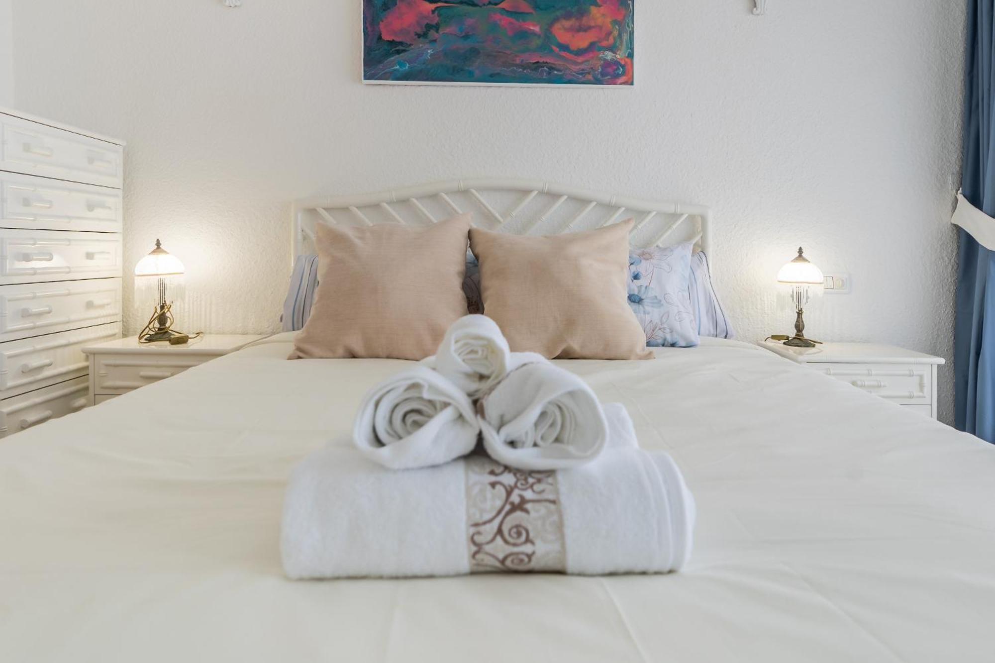 Exclusive Sea Views Villamar - Big Terrace & Pool 阿德耶 外观 照片
