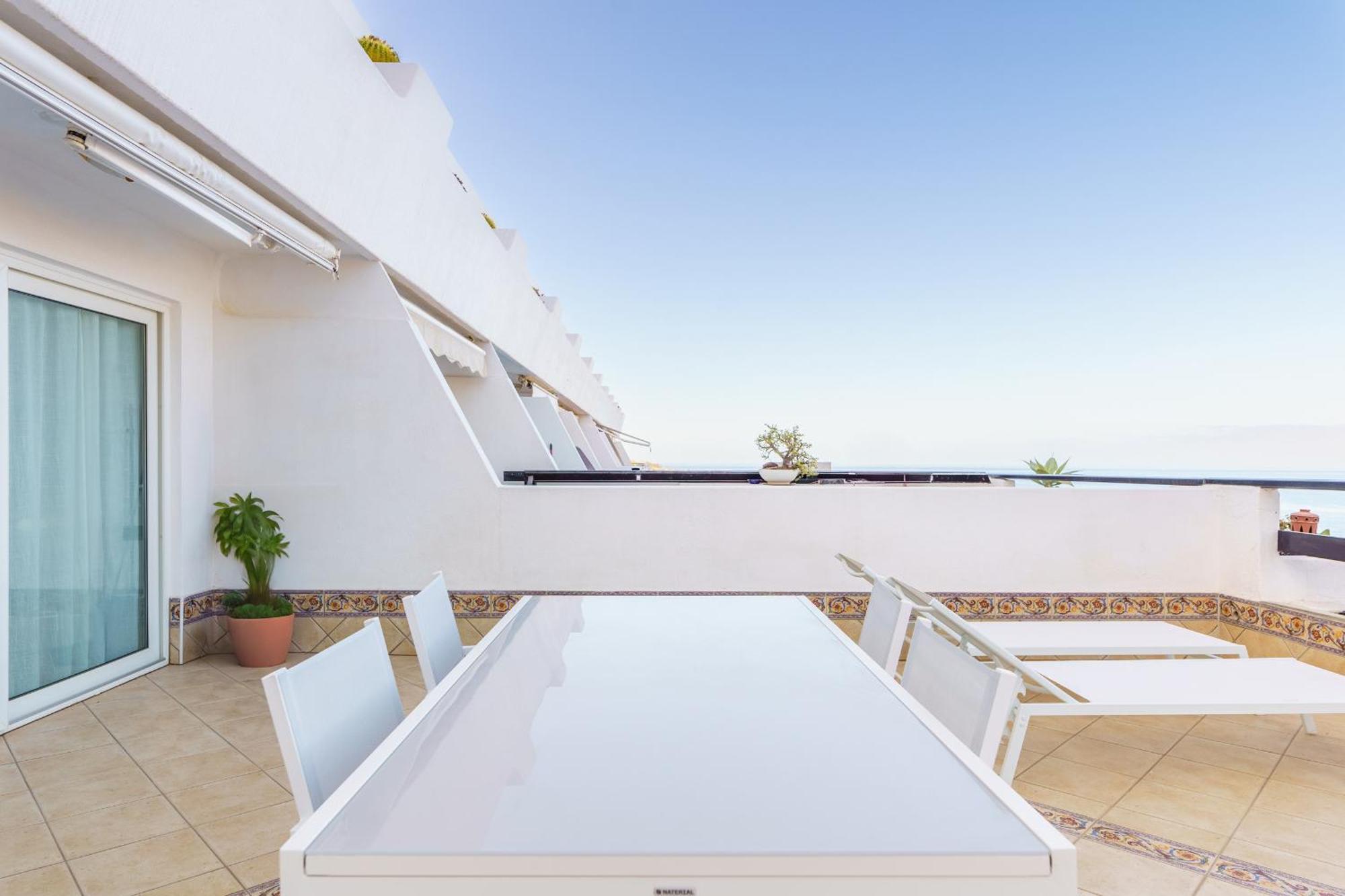 Exclusive Sea Views Villamar - Big Terrace & Pool 阿德耶 外观 照片