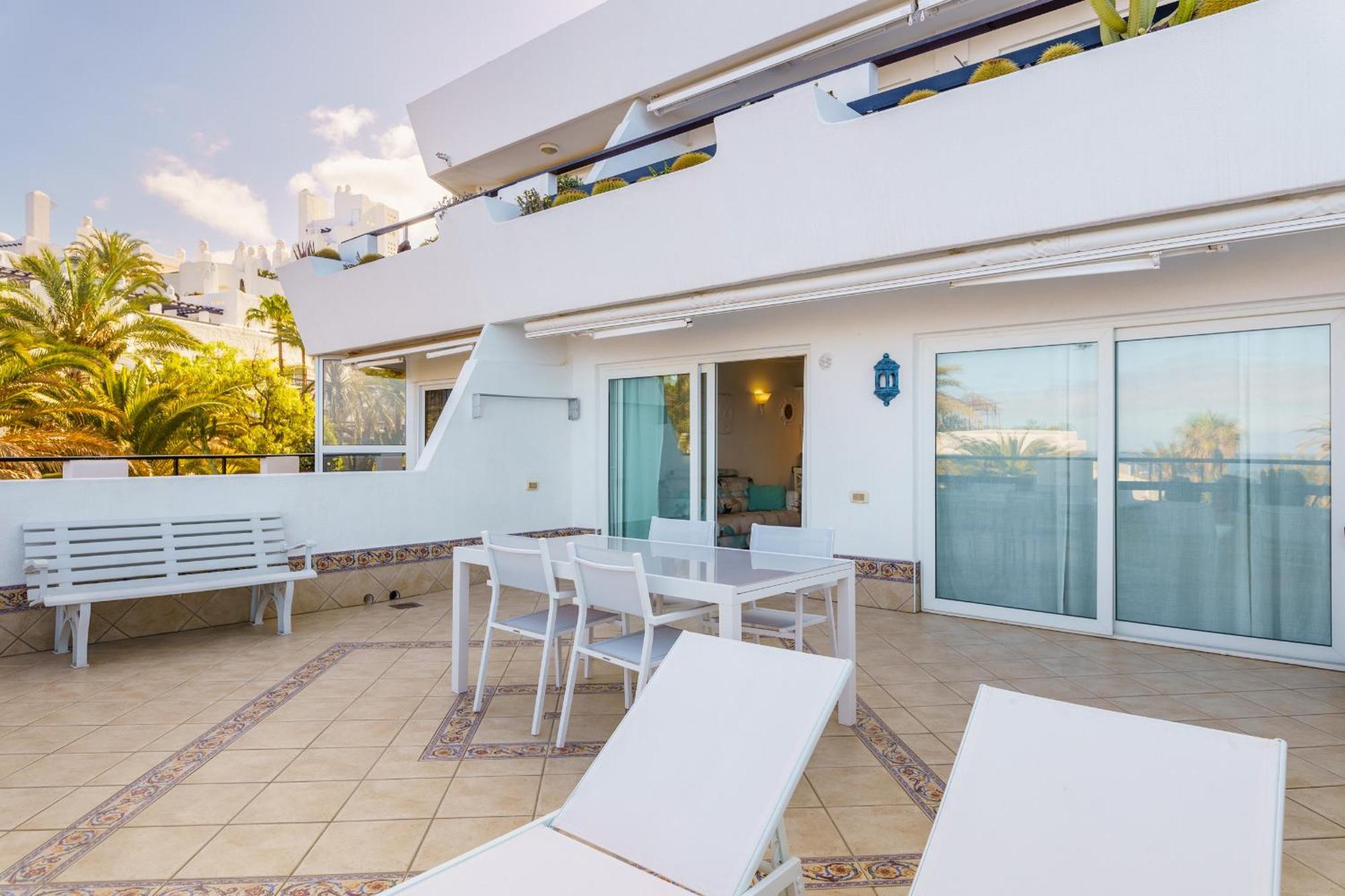 Exclusive Sea Views Villamar - Big Terrace & Pool 阿德耶 外观 照片